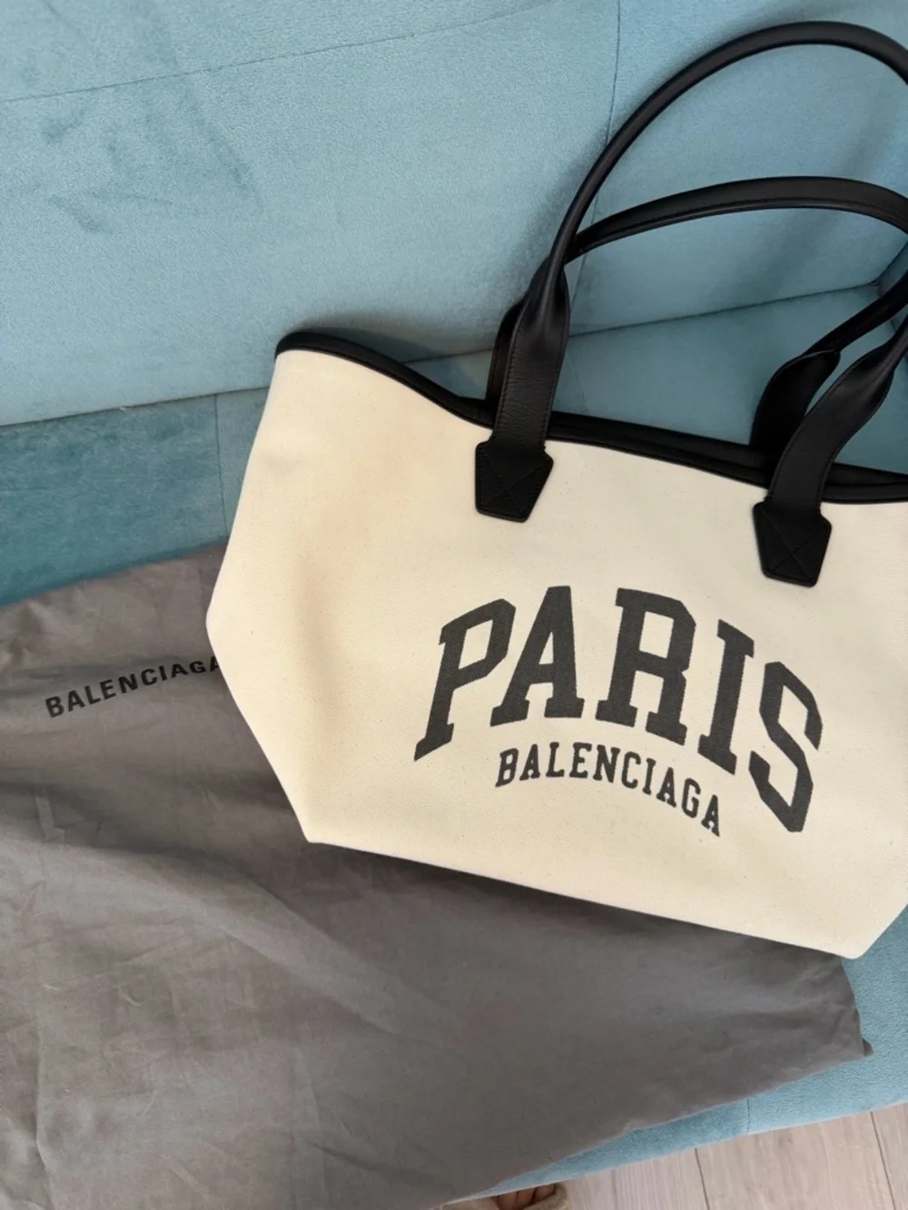 Balenciaga Paris Tote - Picture 3 of 9